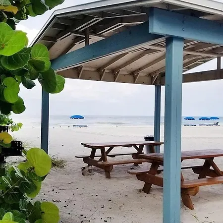 Welcome To The Best Beach Anywhere-3