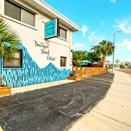 Boutique Beach Retreat-3
